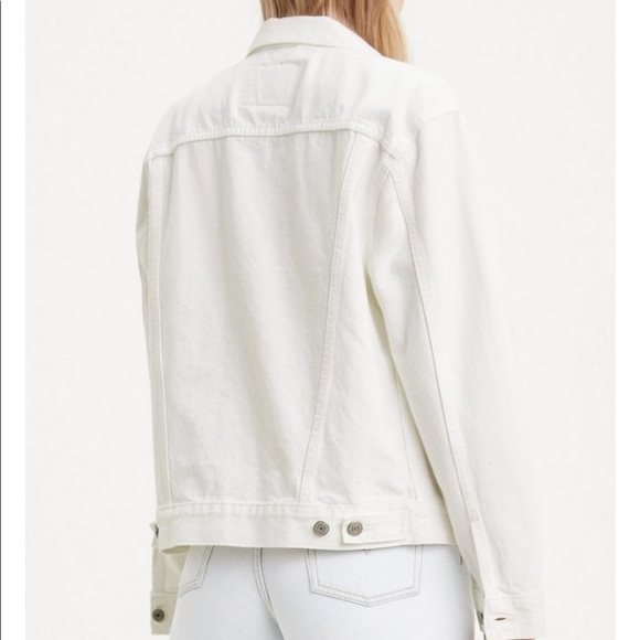 Levi’s Ex-Boyfriend White Cell Trucker Jean Jacket - off white - Picture 3 of 5